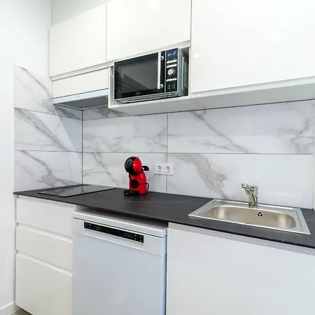 Salatan Apartments, Plaza Paris Апартаменты Льорет-де-Мар