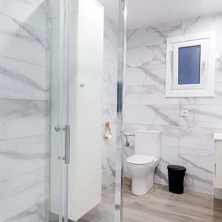 Salatan Apartments, Plaza Paris * Lloret de Mar