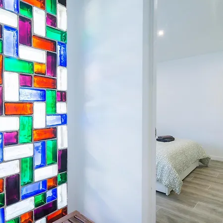 Salatan Apartments, Plaza Paris Lloret de Mar